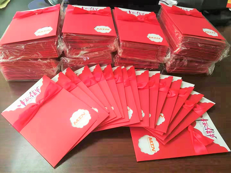 【人文關(guān)懷，月滿中秋，感謝您的家人】